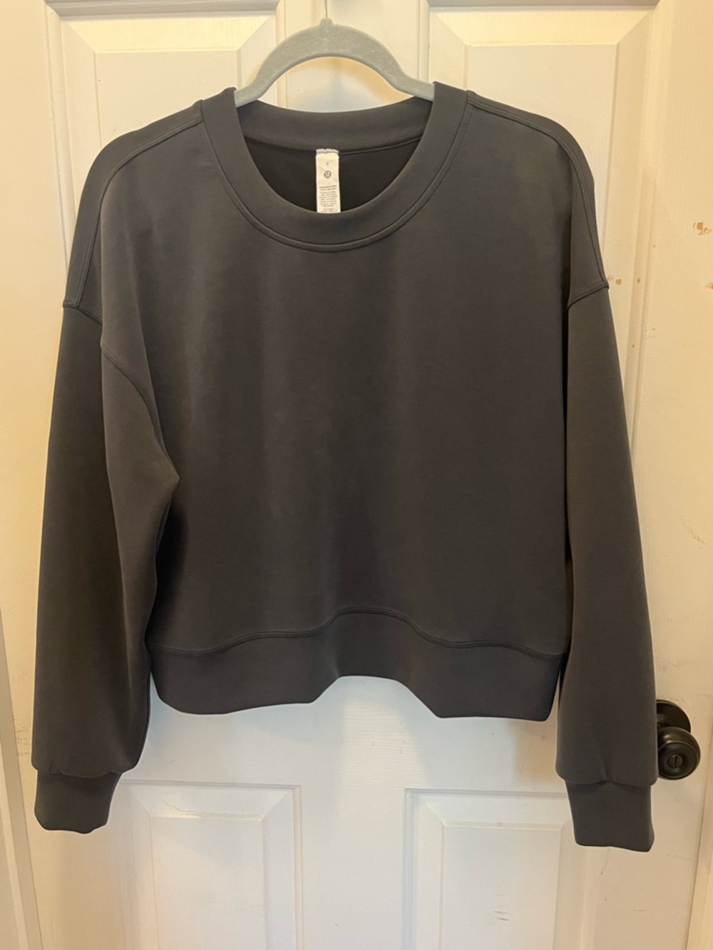 🍋 LIKE NEW Lululemon Black Perfectly Oversized Cropped Crew *Softstreme - Sz 8